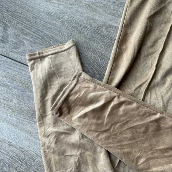 NWT  Missguided Faux Suede Tan Colour Leggings - Picture 7 of 14
